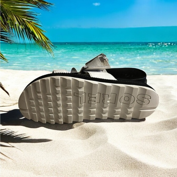 Sorel White Roaming Sport Sandal. Size 8.5. Great Condition. - Picture 8 of 9